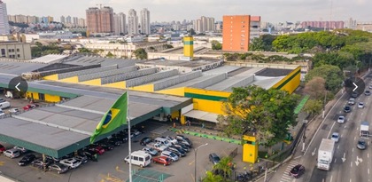 Vista aérea do ativo GIGA Atacado na Marginal Tietê